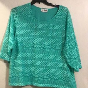 Ladies Size 2x Dressy Blouse